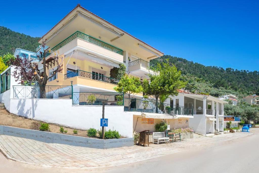 Villa Golden Beach Maisonettes Chrisi Ammoudia Exterior foto